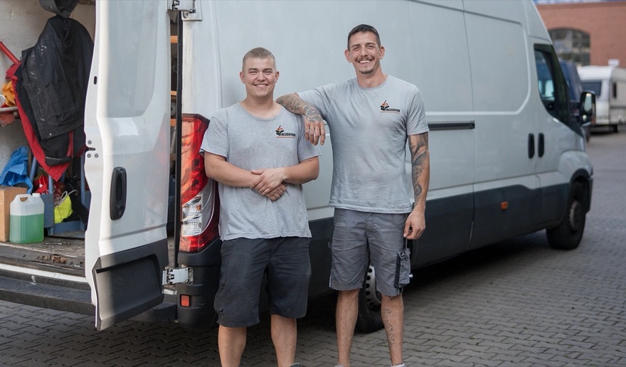 The Alles4You team